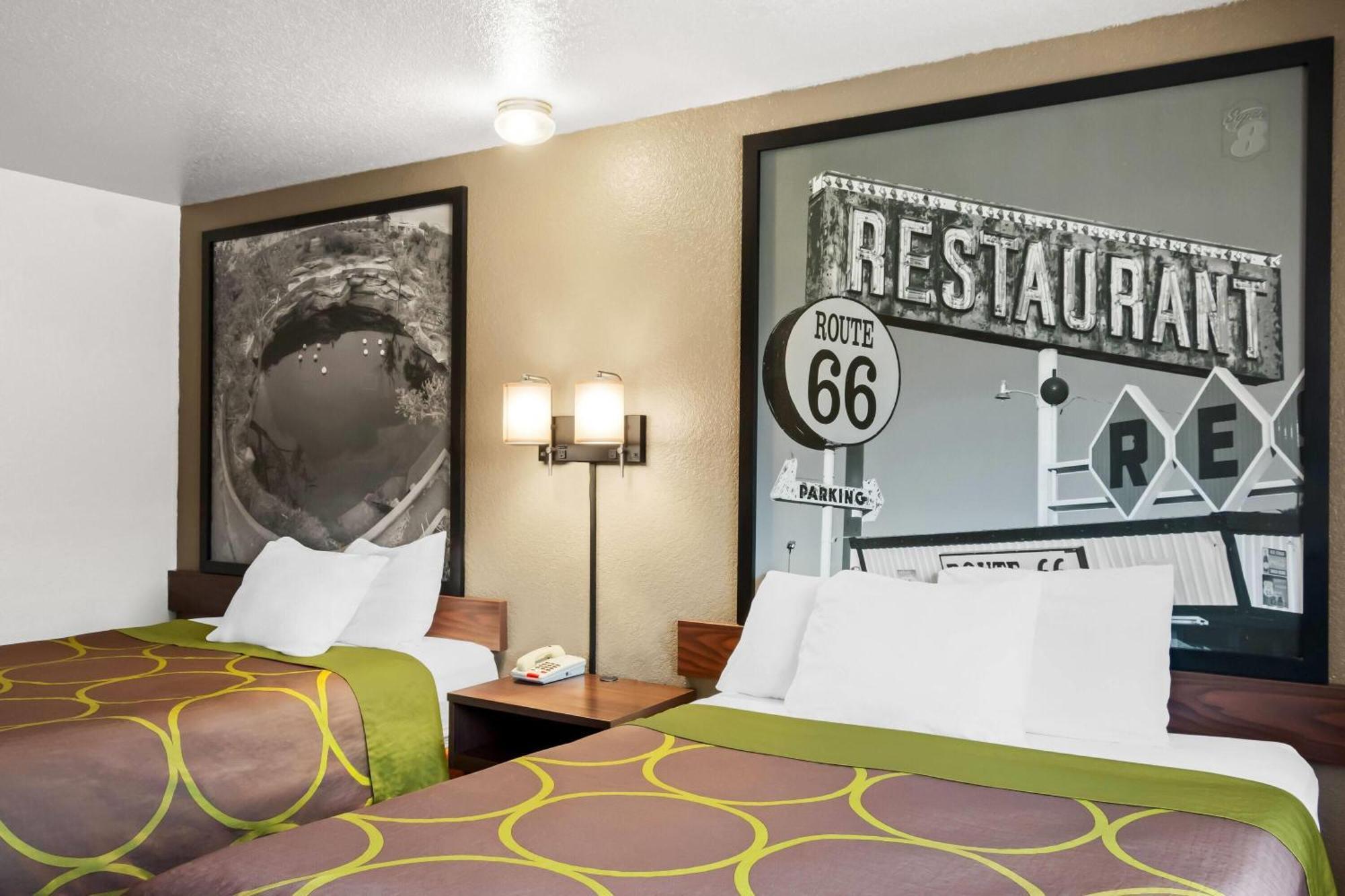 ซูเปอร์ 8 บาย วินด์แฮม ซานตา โรซา Hotel ซานตาโรซา ภายนอก รูปภาพ
