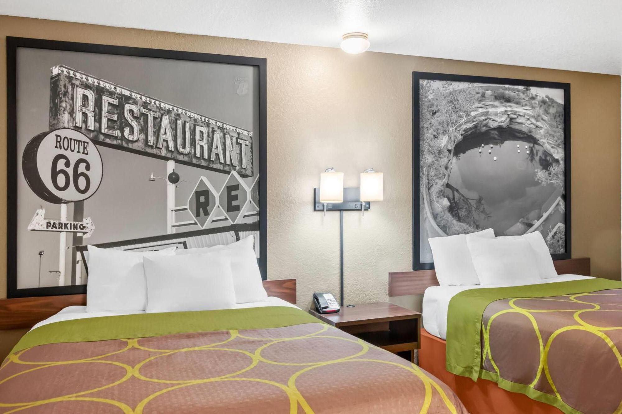 ซูเปอร์ 8 บาย วินด์แฮม ซานตา โรซา Hotel ซานตาโรซา ภายนอก รูปภาพ