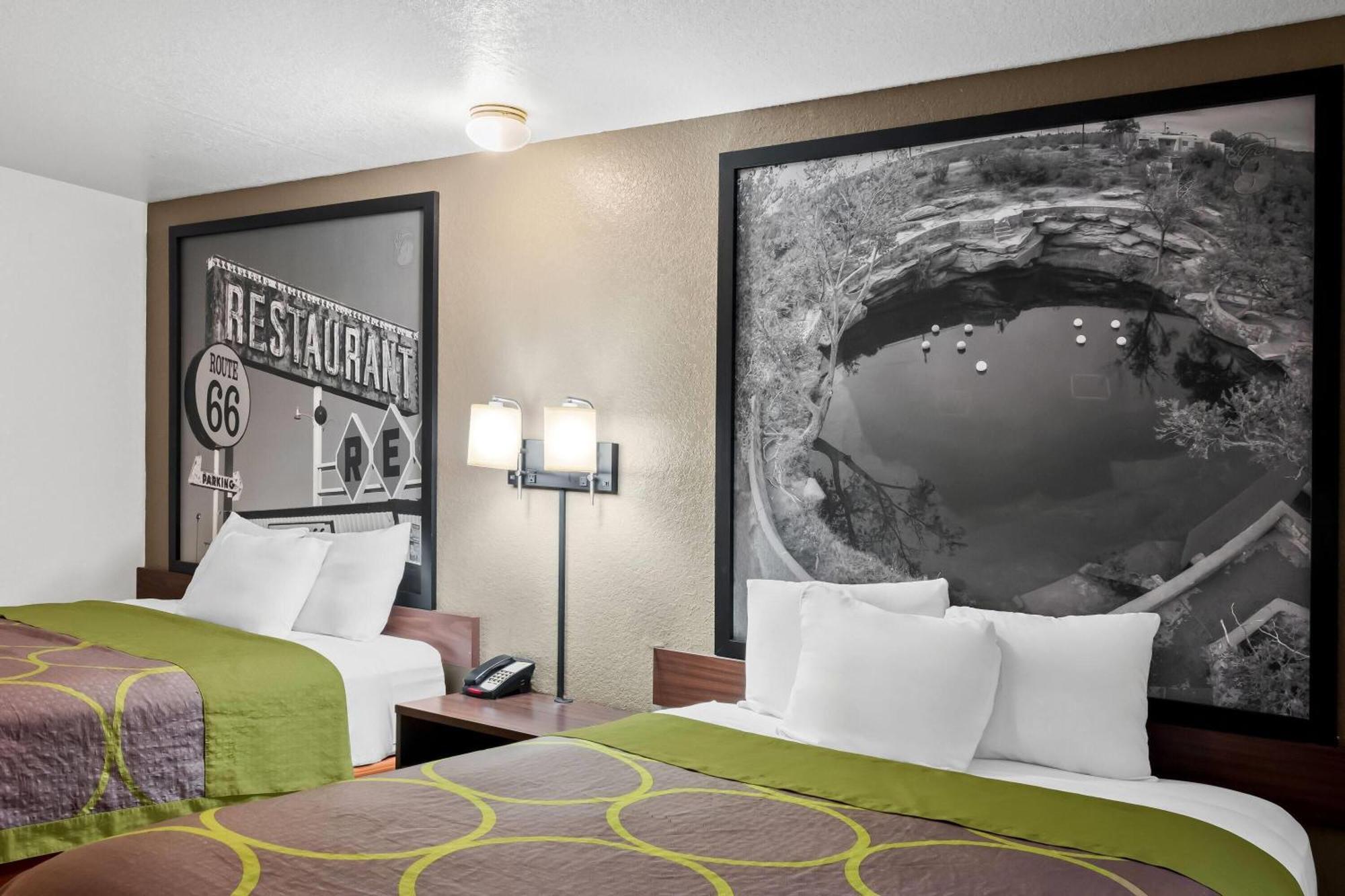 ซูเปอร์ 8 บาย วินด์แฮม ซานตา โรซา Hotel ซานตาโรซา ภายนอก รูปภาพ