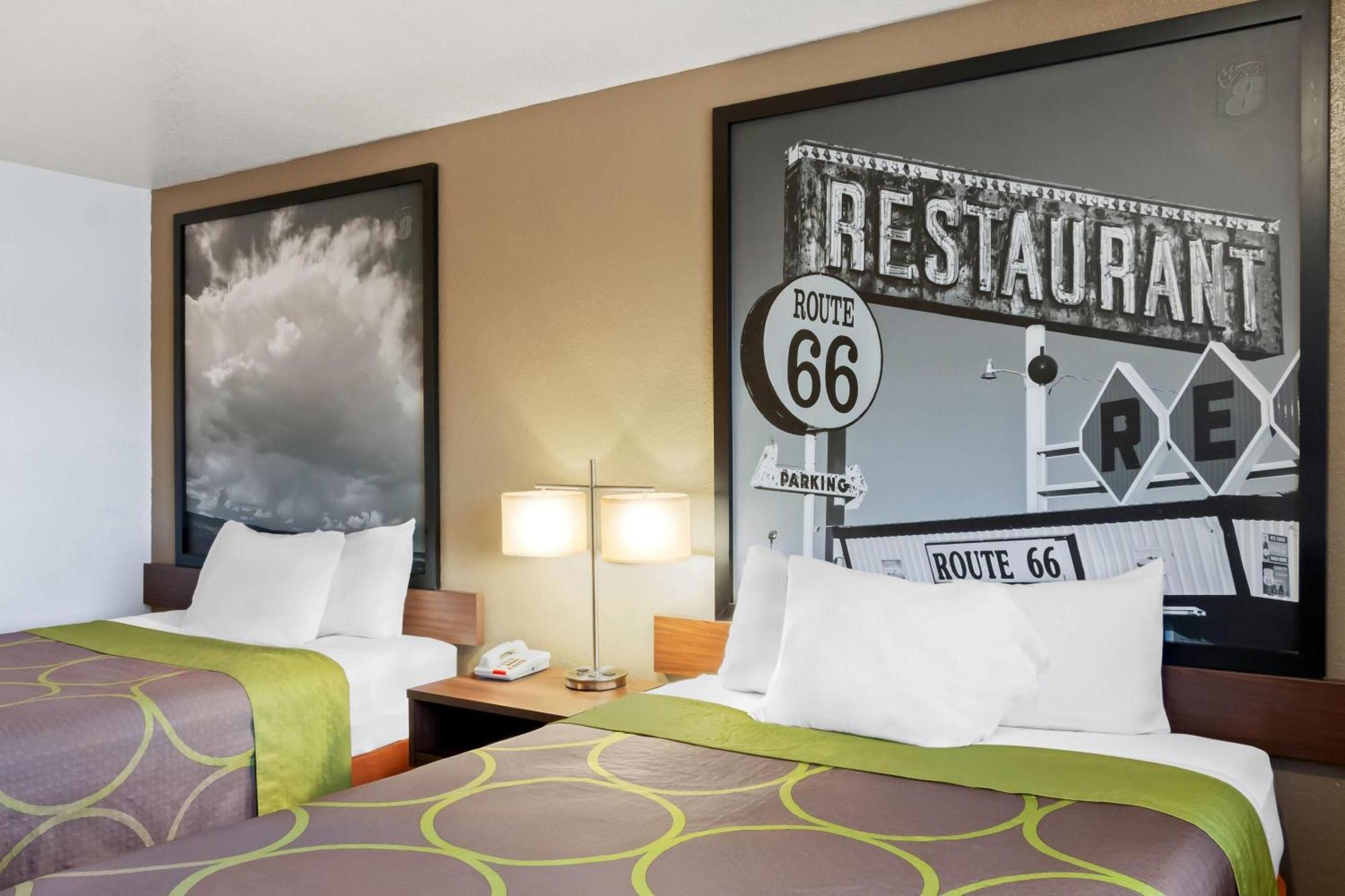 ซูเปอร์ 8 บาย วินด์แฮม ซานตา โรซา Hotel ซานตาโรซา ภายนอก รูปภาพ