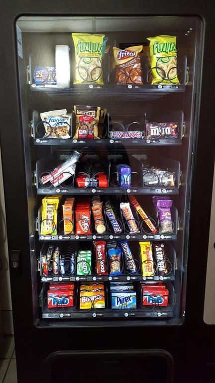 ซูเปอร์ 8 บาย วินด์แฮม ซานตา โรซา Hotel ซานตาโรซา ภายนอก รูปภาพ